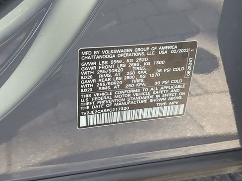 Certified 2023 Volkswagen Atlas Cross Sport SE w/ Panoramic Sunroof Package FWD image 37