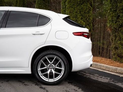 Used 2021 Alfa Romeo Stelvio Ti w/ Premium Package image 6