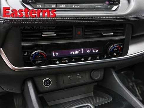 Used 2023 Nissan Rogue SV w/ SV Premium B Package AWD/4WD image 20