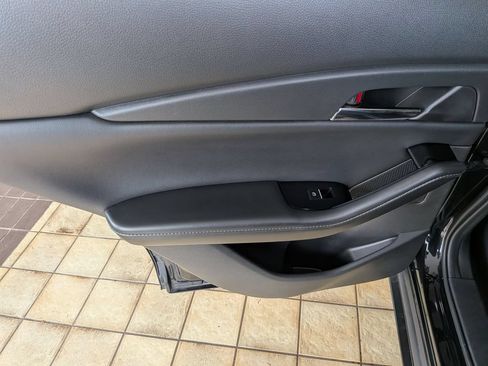 Used 2025 MAZDA CX-30 AWD 2.5 S w/ Preferred Package image 23