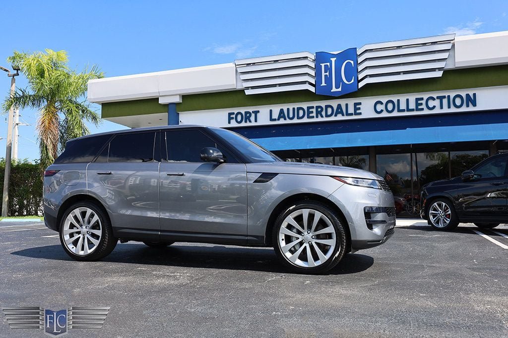 Used 2023 Land Rover Range Rover Sport SE AWD/4WD image 45