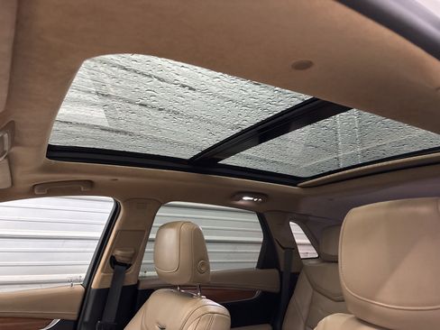 Used 2019 Cadillac XT5 Platinum image 22