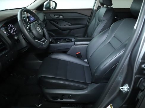 Certified 2023 Nissan Rogue SV w/ SV Premium B Package AWD/4WD image 19