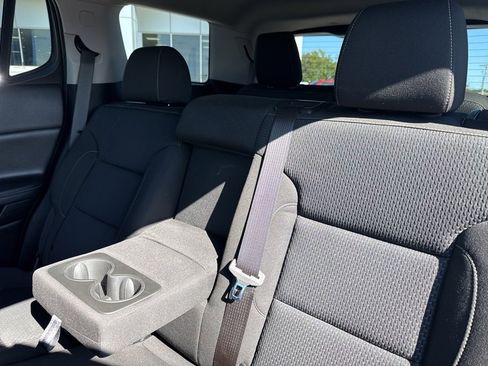 Used 2022 GMC Acadia SLE w/ Driver Convenience Package image 37