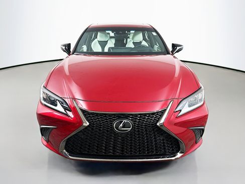 Certified 2025 Lexus ES 350 F Sport image 2