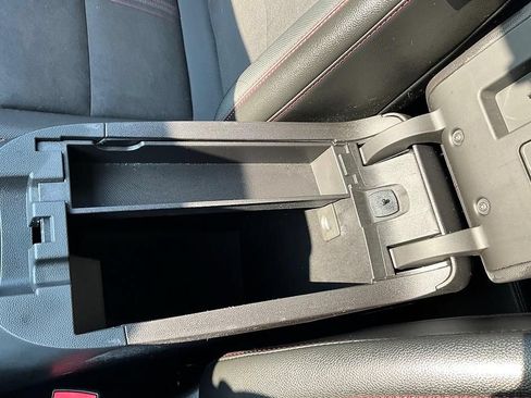 Used 2024 Chevrolet Equinox RS w/ LPO, Floor Liner Package FWD image 25