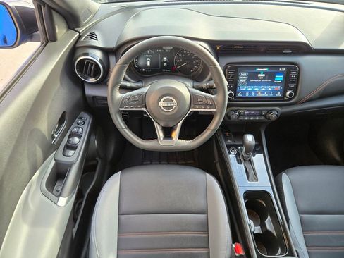Used 2024 Nissan Kicks SR w/ SR Premium Package image 8