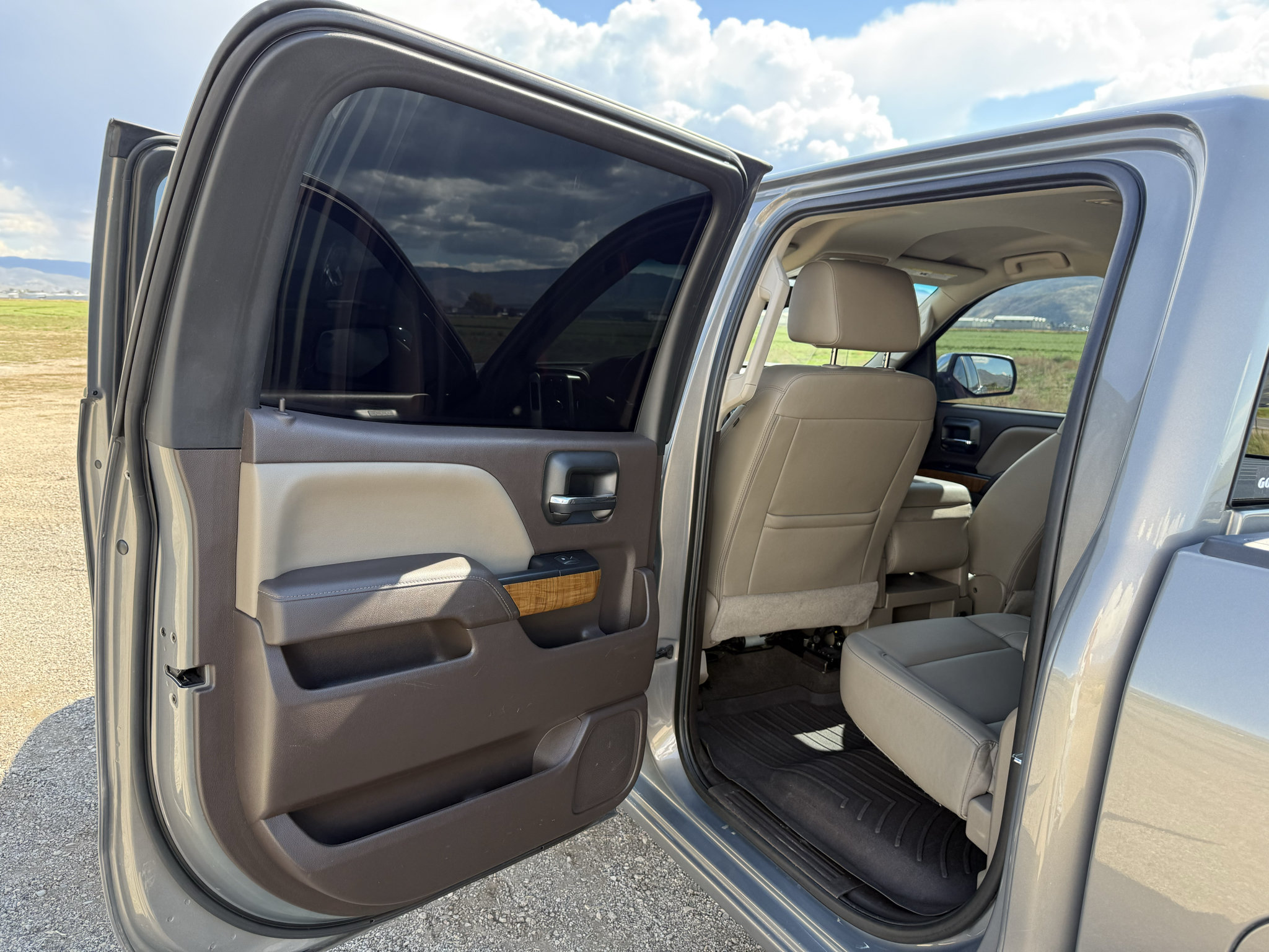 Used 2017 GMC Sierra 1500 SLT w/ SLT Premium Package AWD/4WD image 29