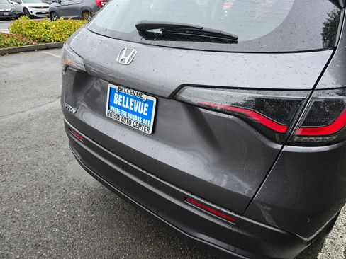 Certified 2025 Honda HR-V LX image 15