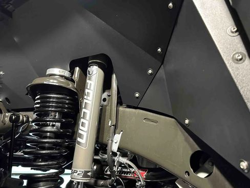 Used 2022 Jeep Wrangler Unlimited Rubicon w/ Xtreme Recon 35" Tire Package image 35