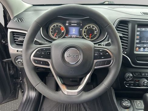 Used 2022 Jeep Cherokee Latitude Lux image 12