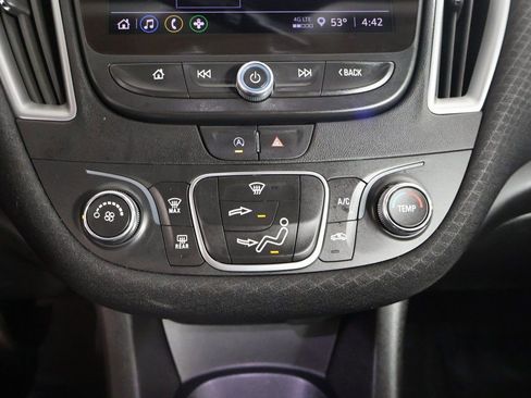 Used 2025 Chevrolet Malibu LS image 43