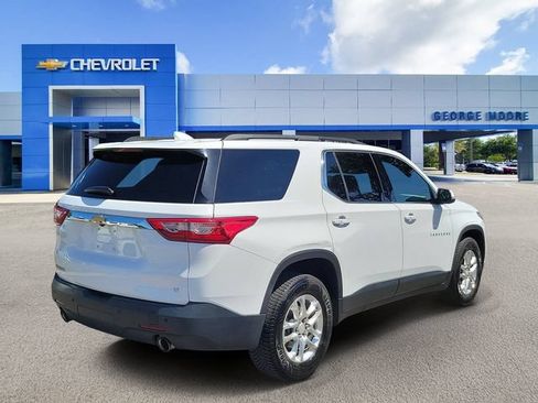 Certified 2021 Chevrolet Traverse LT FWD image 4