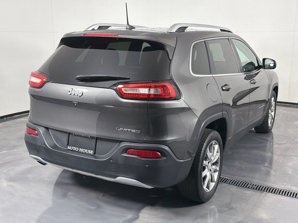 Used 2018 Jeep Cherokee Limited FWD image 5