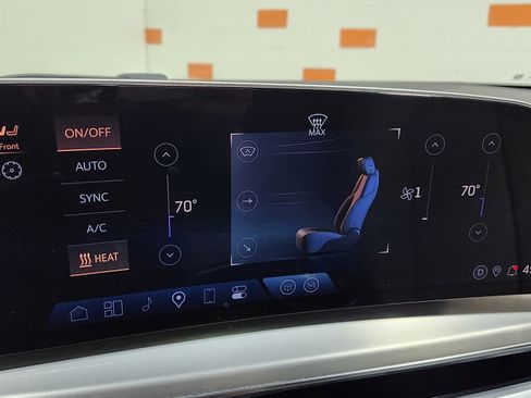 Used 2024 Cadillac Lyriq Luxury w/ LPO, Floor Liner Package image 35