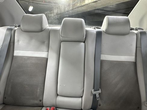 Used 2014 Toyota Camry XLE w/ Leather Package image 5