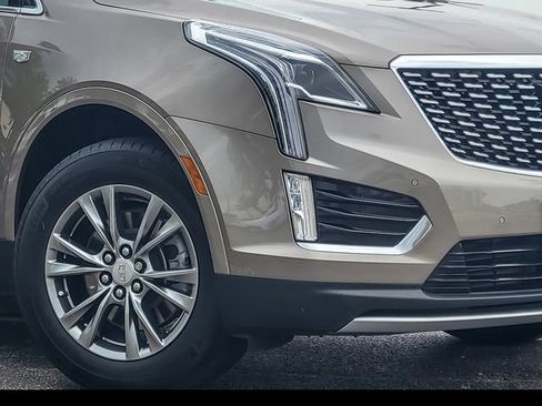 Certified 2023 Cadillac XT5 Premium Luxury AWD/4WD image 4