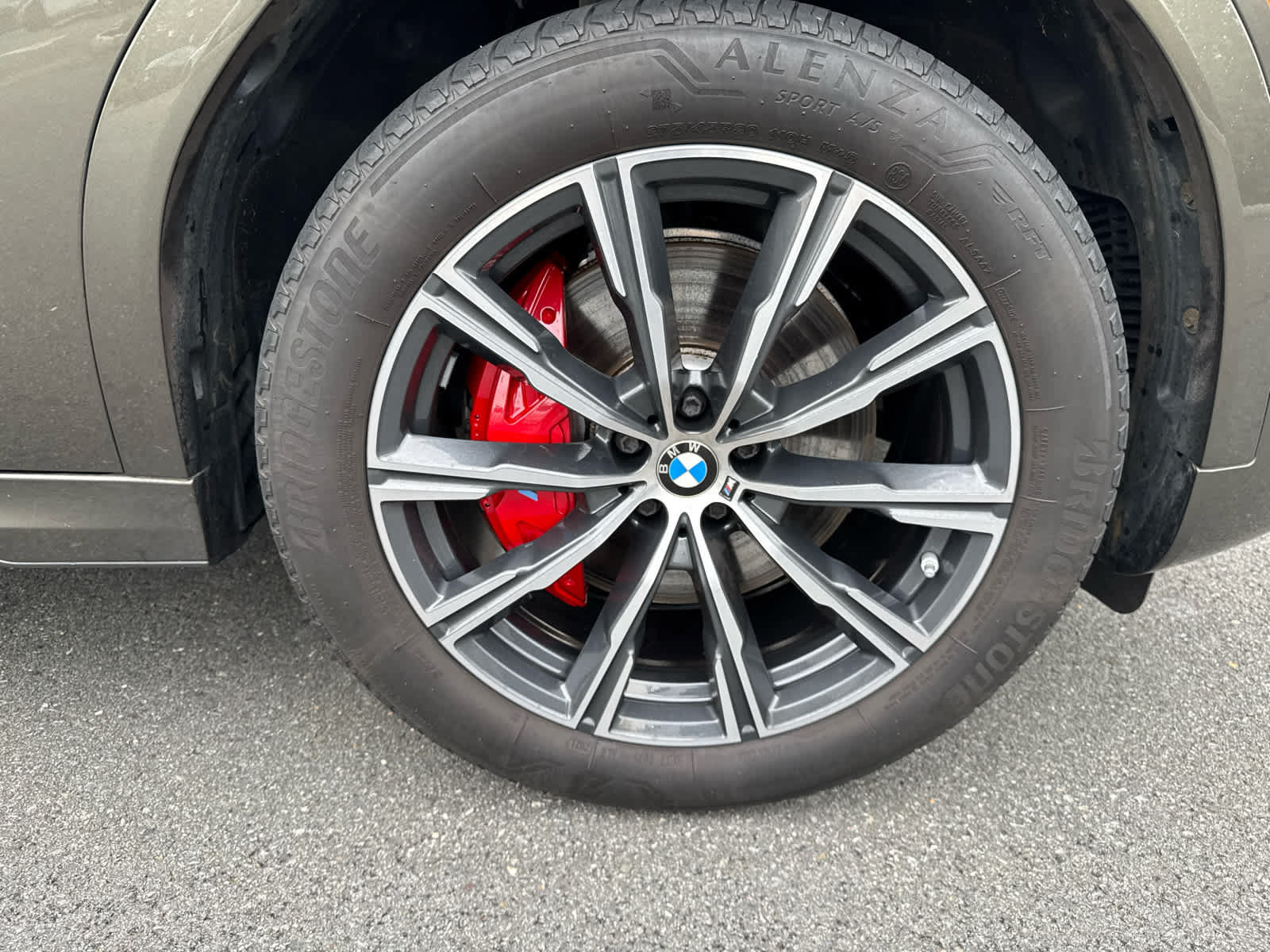 Used 2022 BMW X6 xDrive40i w/ Executive Package AWD/4WD image 30