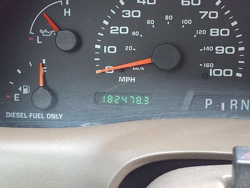 Used 2003 Ford F250 XL AWD/4WD image 9