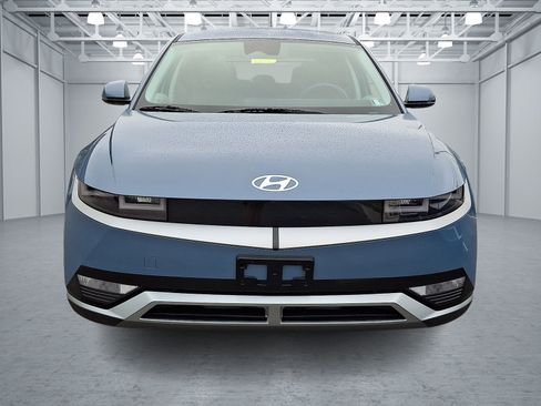 Certified 2024 Hyundai Ioniq 5 SE AWD/4WD image 2