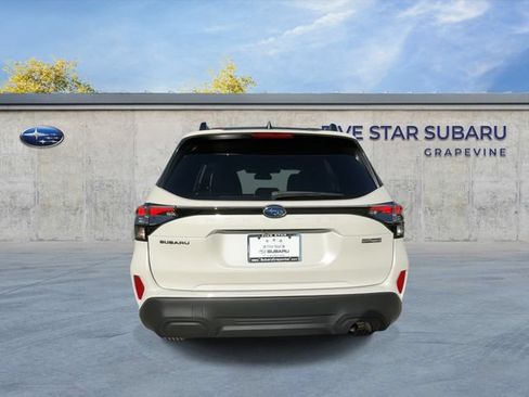 Used 2026 Subaru Forester Premium AWD/4WD image 7