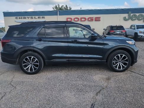 Certified 2022 Ford Explorer ST image 32