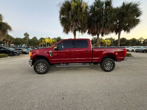 Used 2017 Ford F250 Lariat w/ Lariat Value Package AWD/4WD image 2