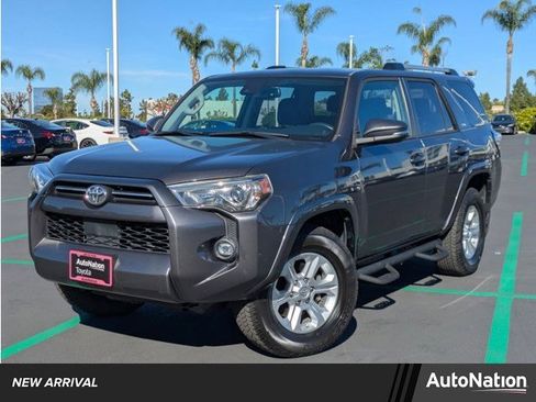 Certified 2021 Toyota 4Runner SR5 Premium image 1