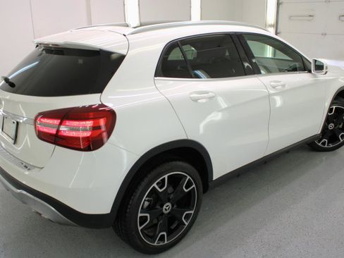 Used 2020 Mercedes-Benz GLA 250 w/ Convenience Package image 30