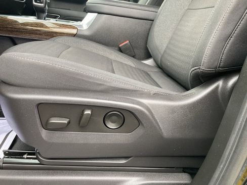 Used 2023 GMC Sierra 1500 Elevation w/ X31 Off-Road Package image 9