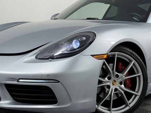 Used 2017 Porsche 718 Cayman S image 11