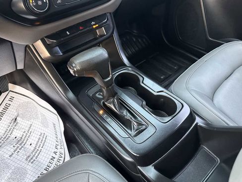 Used 2020 Chevrolet Colorado W/T image 20