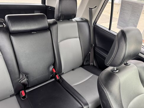 Used 2018 Toyota 4Runner SR5 Premium AWD/4WD image 13