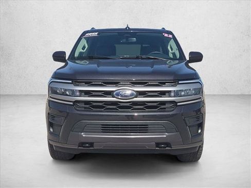 Used 2022 Ford Expedition Max XLT AWD/4WD image 2