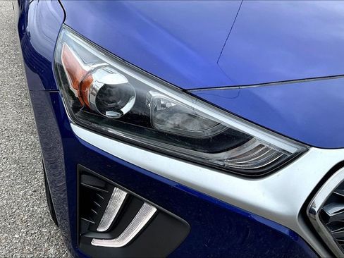 Used 2021 Hyundai Ioniq SE FWD image 26