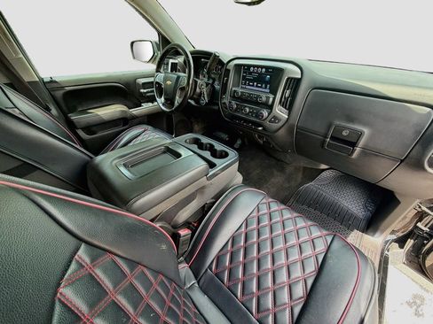 Used 2017 Chevrolet Silverado 1500 LT w/ All Star Edition AWD/4WD image 32