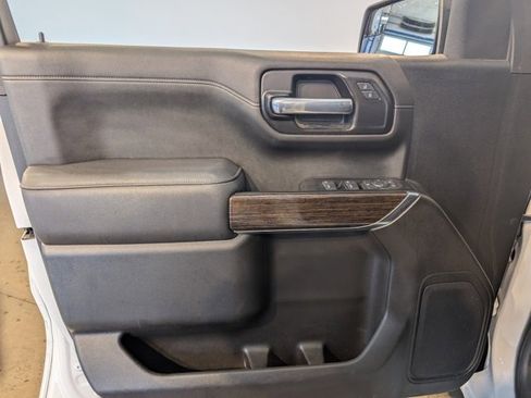 Used 2022 GMC Sierra 1500 Elevation image 11