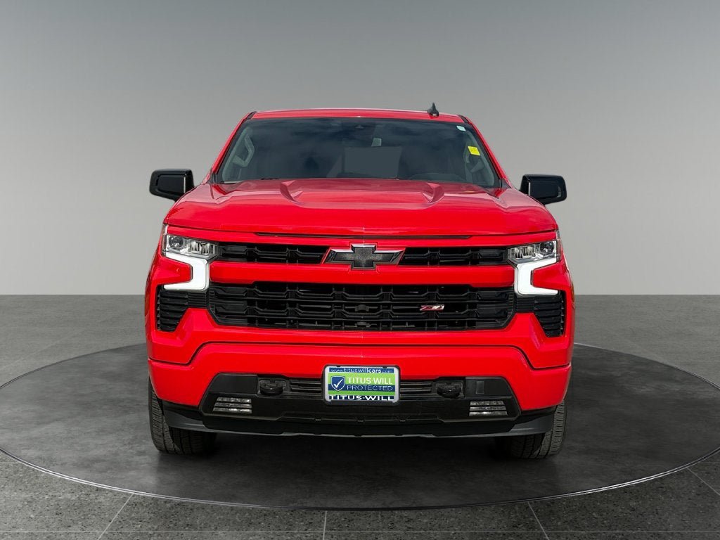 Used 2022 Chevrolet Silverado 1500 RST AWD/4WD image 2