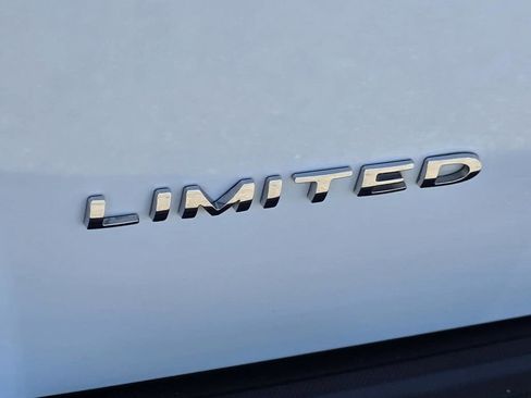 Used 2017 Ford Expedition EL Limited image 36