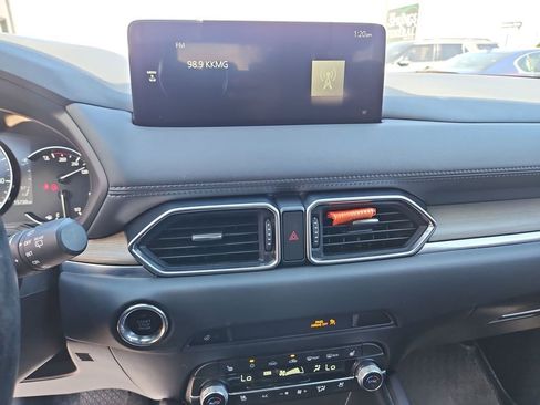 Used 2023 MAZDA CX-5 Signature image 17