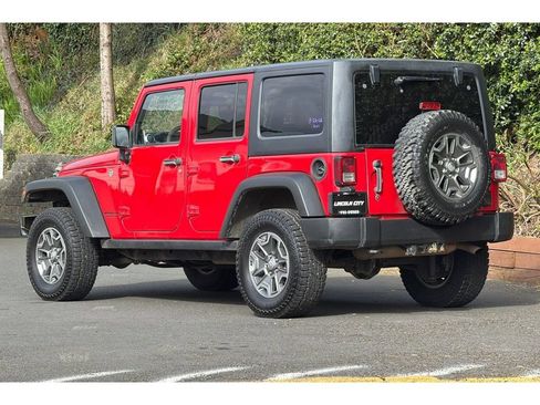 Used 2014 Jeep Wrangler Unlimited Rubicon w/ Connectivity Group AWD/4WD image 8