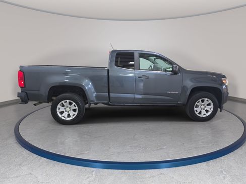 Used 2015 Chevrolet Colorado LT w/ LT Convenience Package RWD image 5