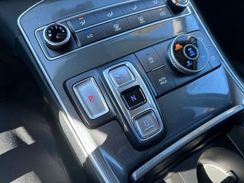 Used 2023 Hyundai Santa Fe SE image 19