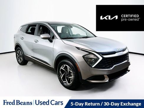 Used 2023 Kia Sportage LX image 1