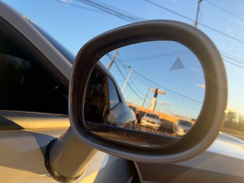 Used 2022 Dodge Challenger R/T image 27