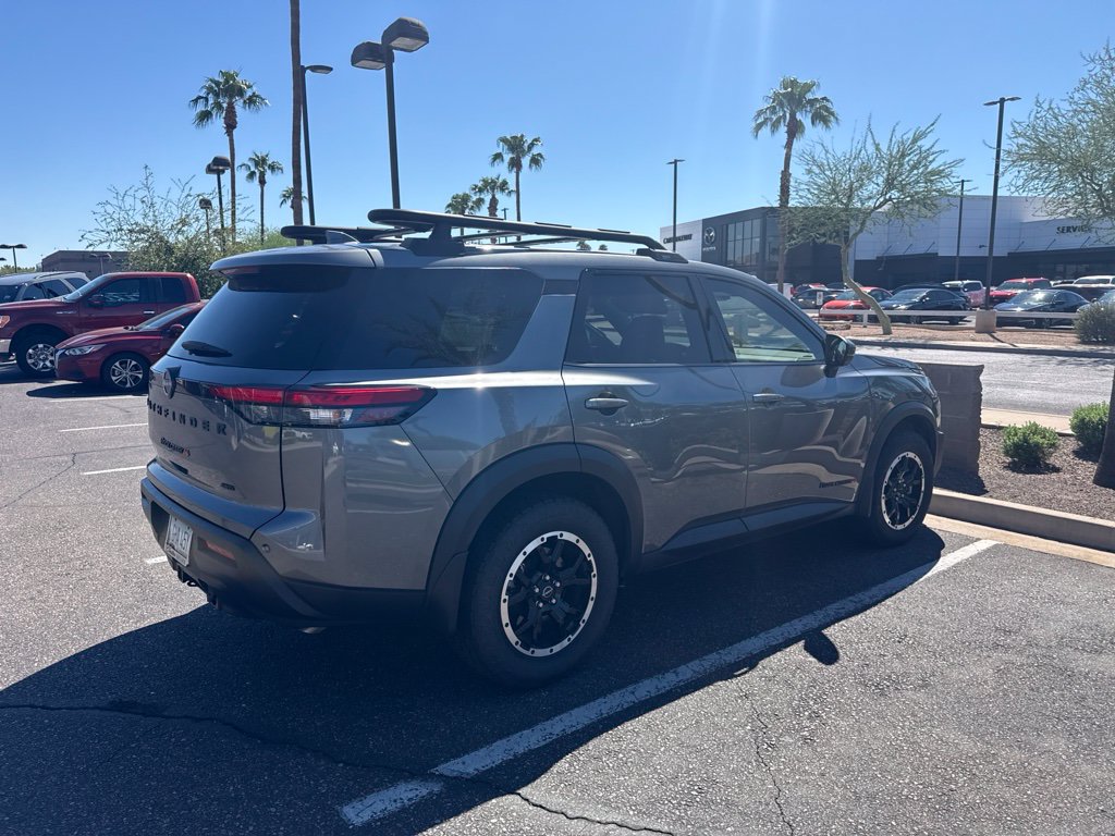 Used 2024 Nissan Pathfinder Rock Creek AWD/4WD image 4