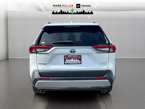 Used 2023 Toyota RAV4 Limited image 4