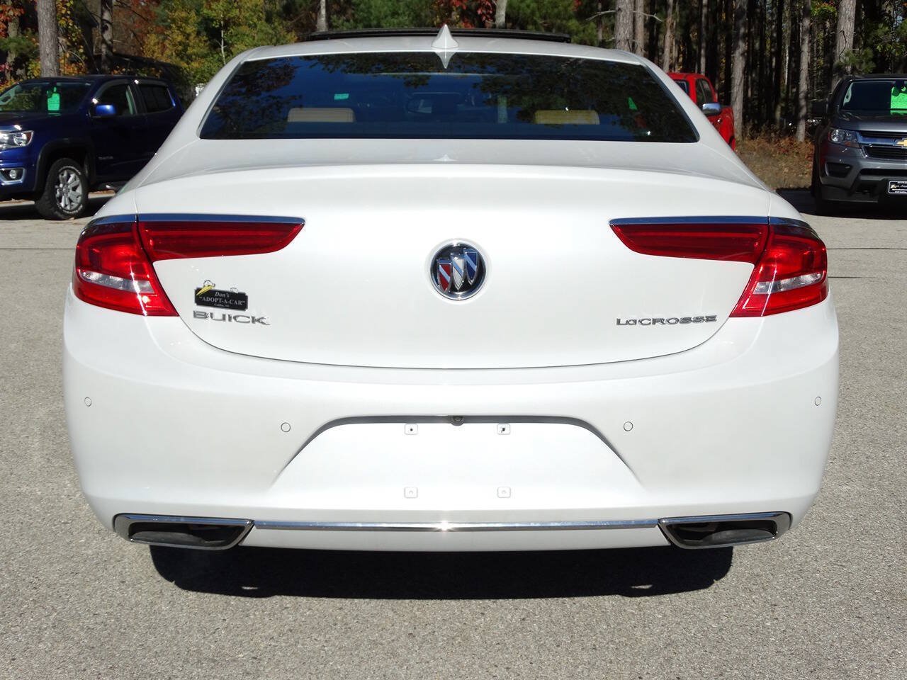 Used 2018 Buick LaCrosse Premium w/ Sun and Shade Package FWD image 10