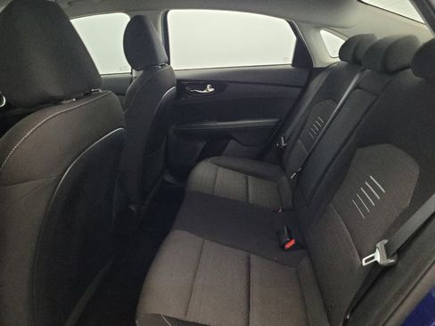 Used 2019 Kia Forte S FWD image 18