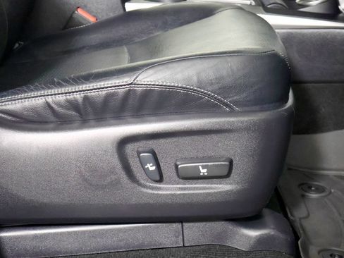 Used 2015 Toyota 4Runner Limited AWD/4WD image 45